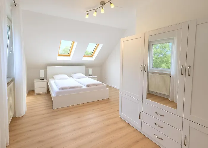 Cozy-stay Iii, 2-room Flat For Vacation & Messe, Duesseldorf, Perfect Connectivity